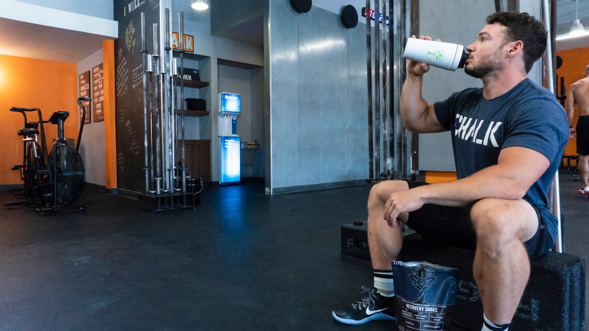 Créatine et suppléments essentiels pour la musculation